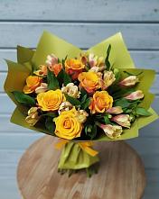 Букет цветов из:  Альстромерии и Розы в Николаевской Республики Северная Осетия-Алания
