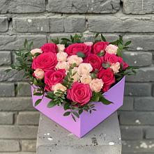 Цветочная композиция из Розы в коробке в Николаевской Республики Северная Осетия-Алания