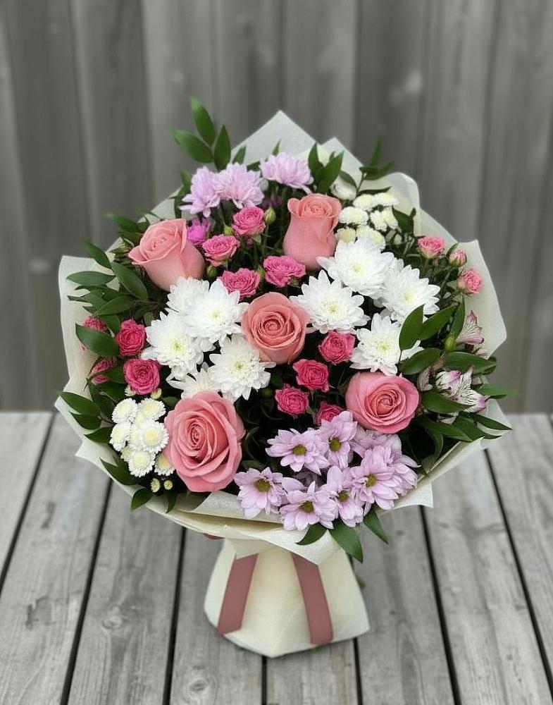 Букет цветов из: Альстромерии, Гвоздики, Розы и Хризантемы в Николаевской Республики Северная Осетия-Алания
