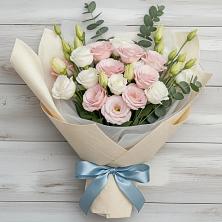 Букет цветов из:  Лизиантусы в Николаевской Республики Северная Осетия-Алания