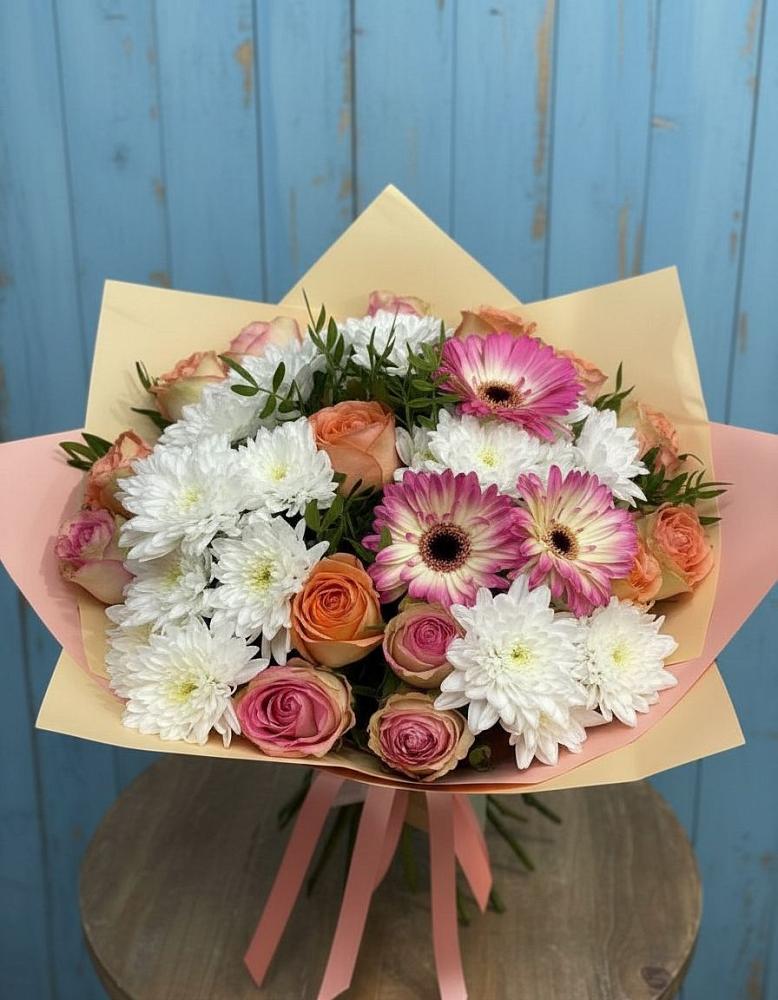 Букет цветов из: Розы, Герберы и Хризантемы в Николаевской Республики Северная Осетия-Алания