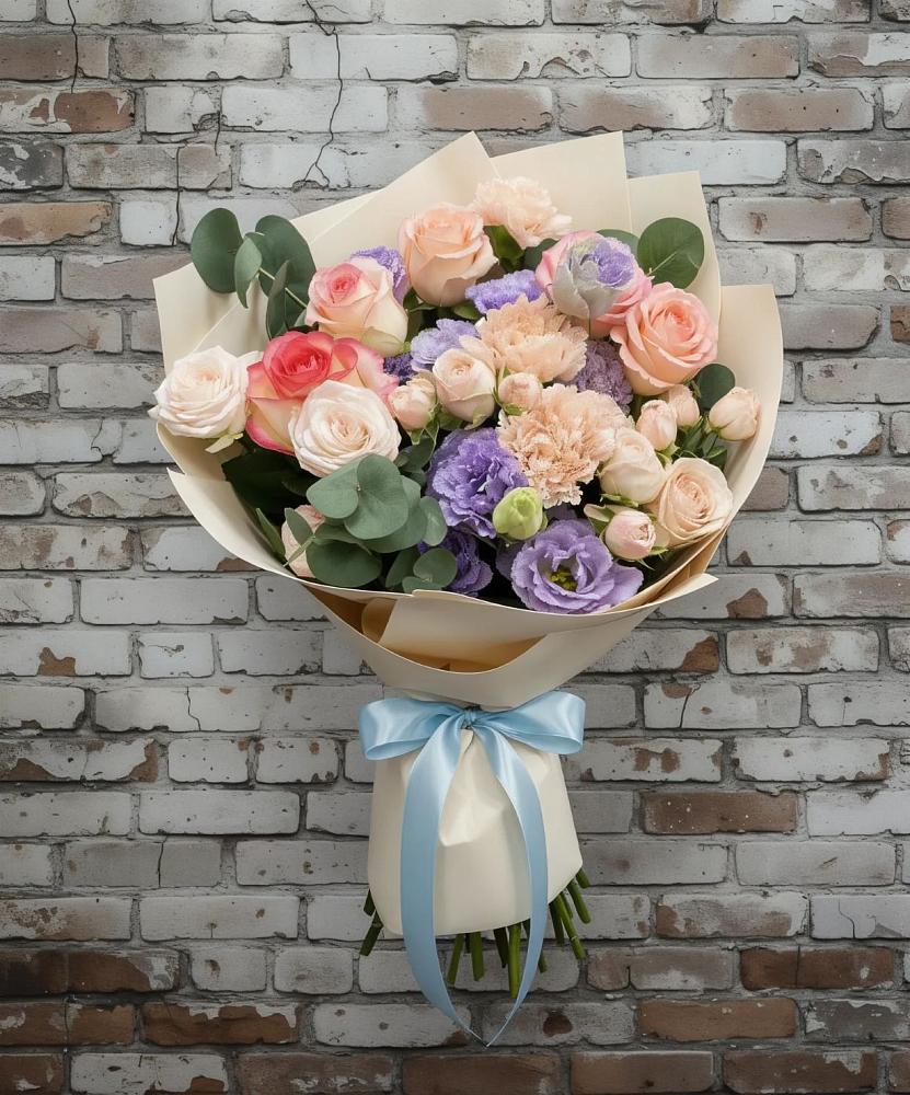 Букет цветов из: Розы, Лизиантусы и Гвоздики в Николаевской Республики Северная Осетия-Алания