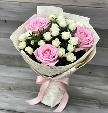 Букет цветов из:  Розы в Николаевской Республики Северная Осетия-Алания