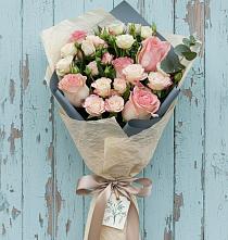 Букет цветов из:  Розы #REPLACE_PRED# Николаевской Республики Северная Осетия-Алания