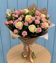 Букет цветов из:  Розы в Николаевской Республики Северная Осетия-Алания