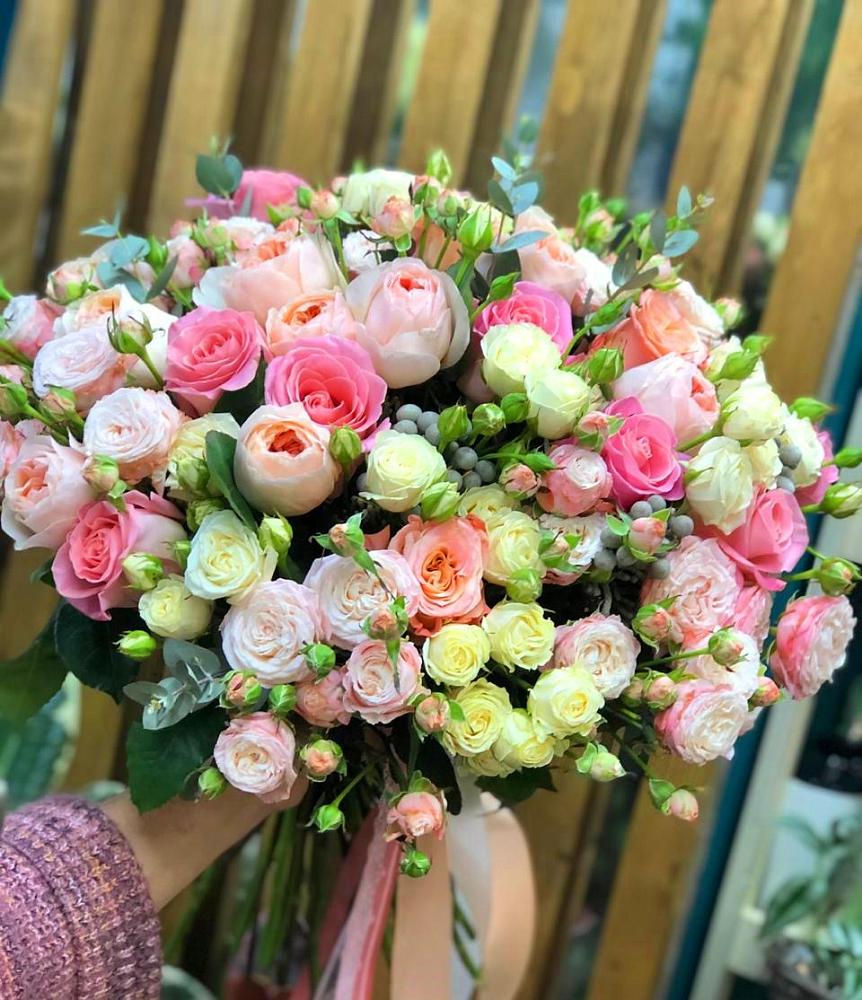 Букет цветов из: Розы в Николаевской Республики Северная Осетия-Алания