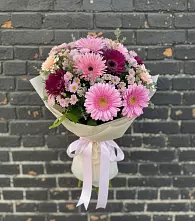 Букет цветов из:  Герберы и Хризантемы #REPLACE_PRED# Николаевской Республики Северная Осетия-Алания