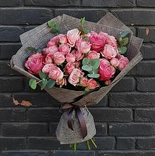 Букет цветов из:  Розы в Николаевской Республики Северная Осетия-Алания